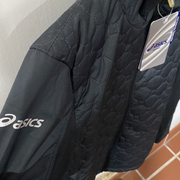 ASICS thermo wind blocker - Picture 4 of 4